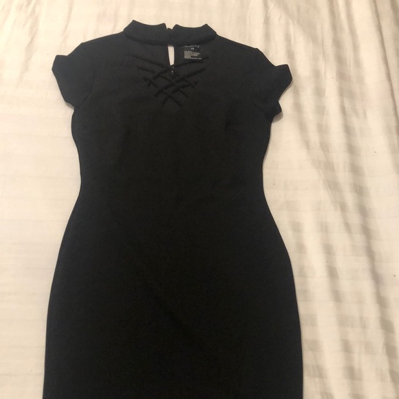 Guilty black dress - Picture 1 of 4